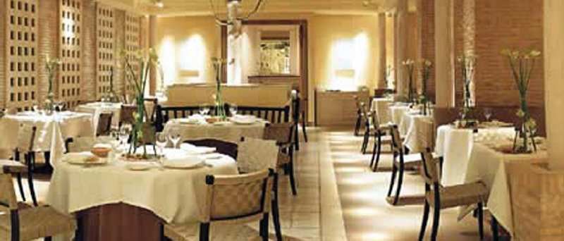 帕拉福克斯酒店 萨拉戈萨 餐厅 照片